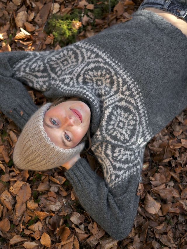 424R-13 REPEAT ME Damen Pullover