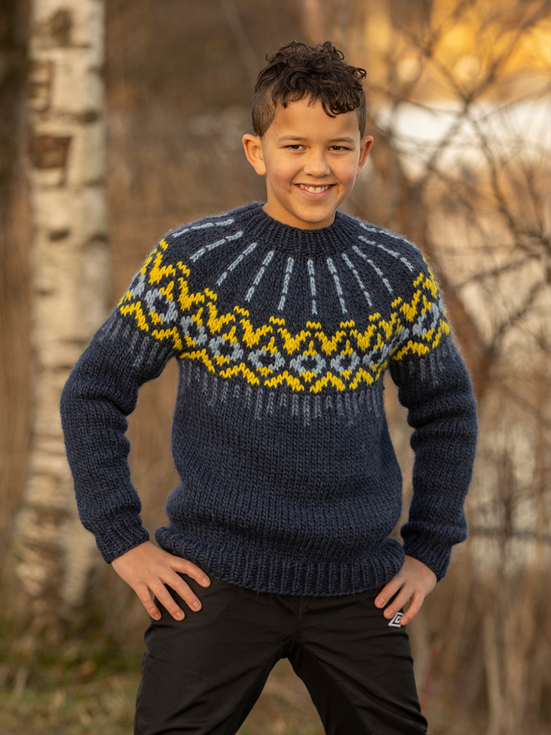 2405-14a Kailo Pullover