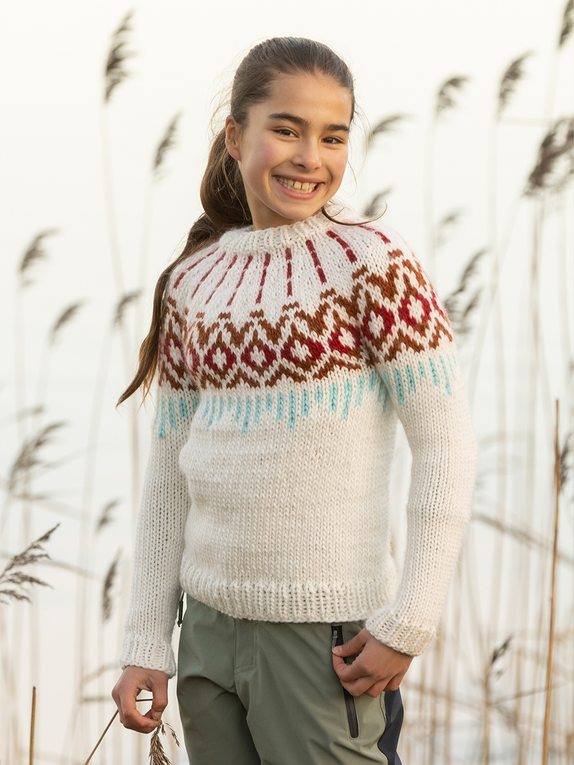 2405-14b Kailo Pullover