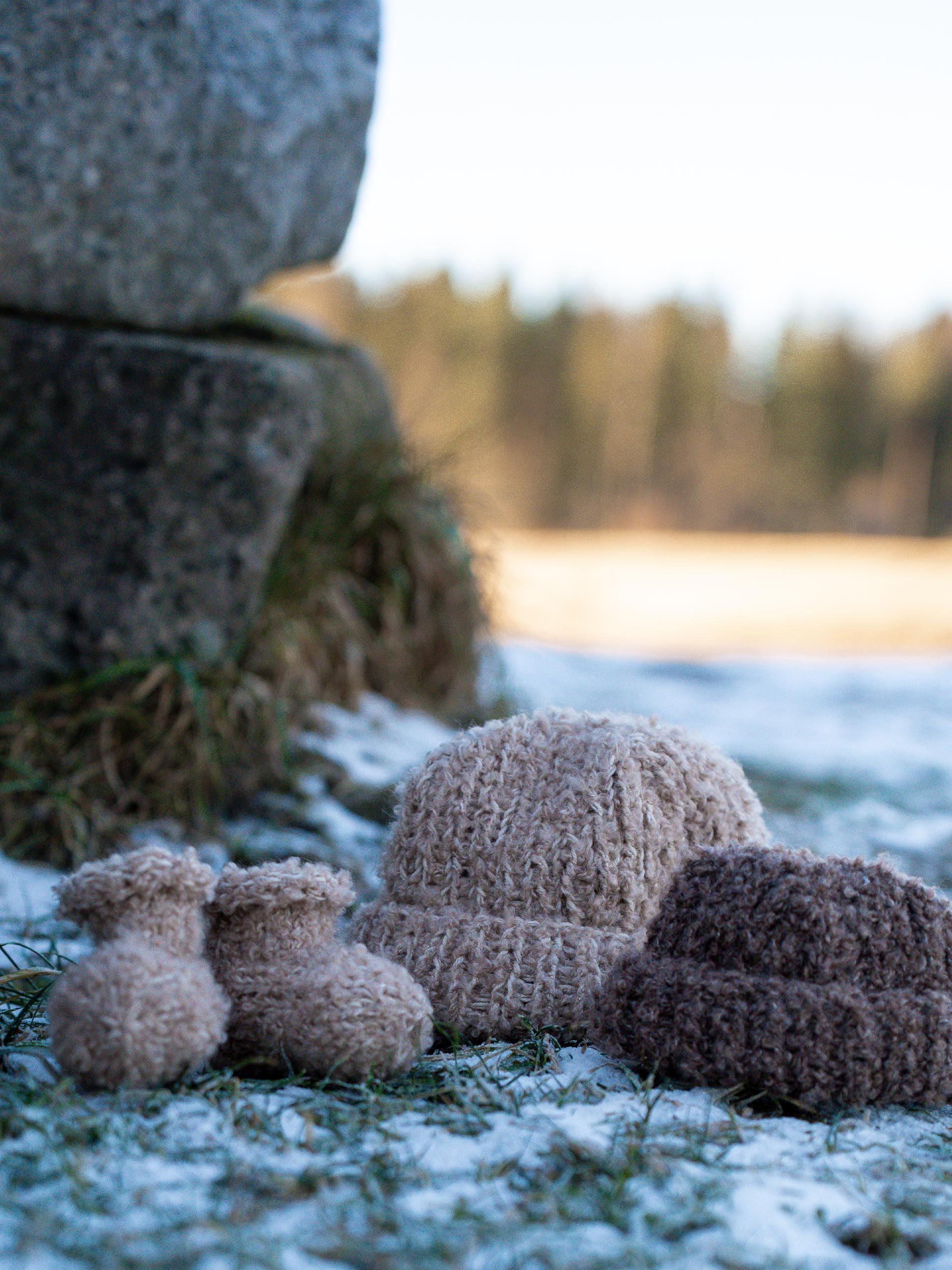 521V-01b WILLIE Beanie und Socken