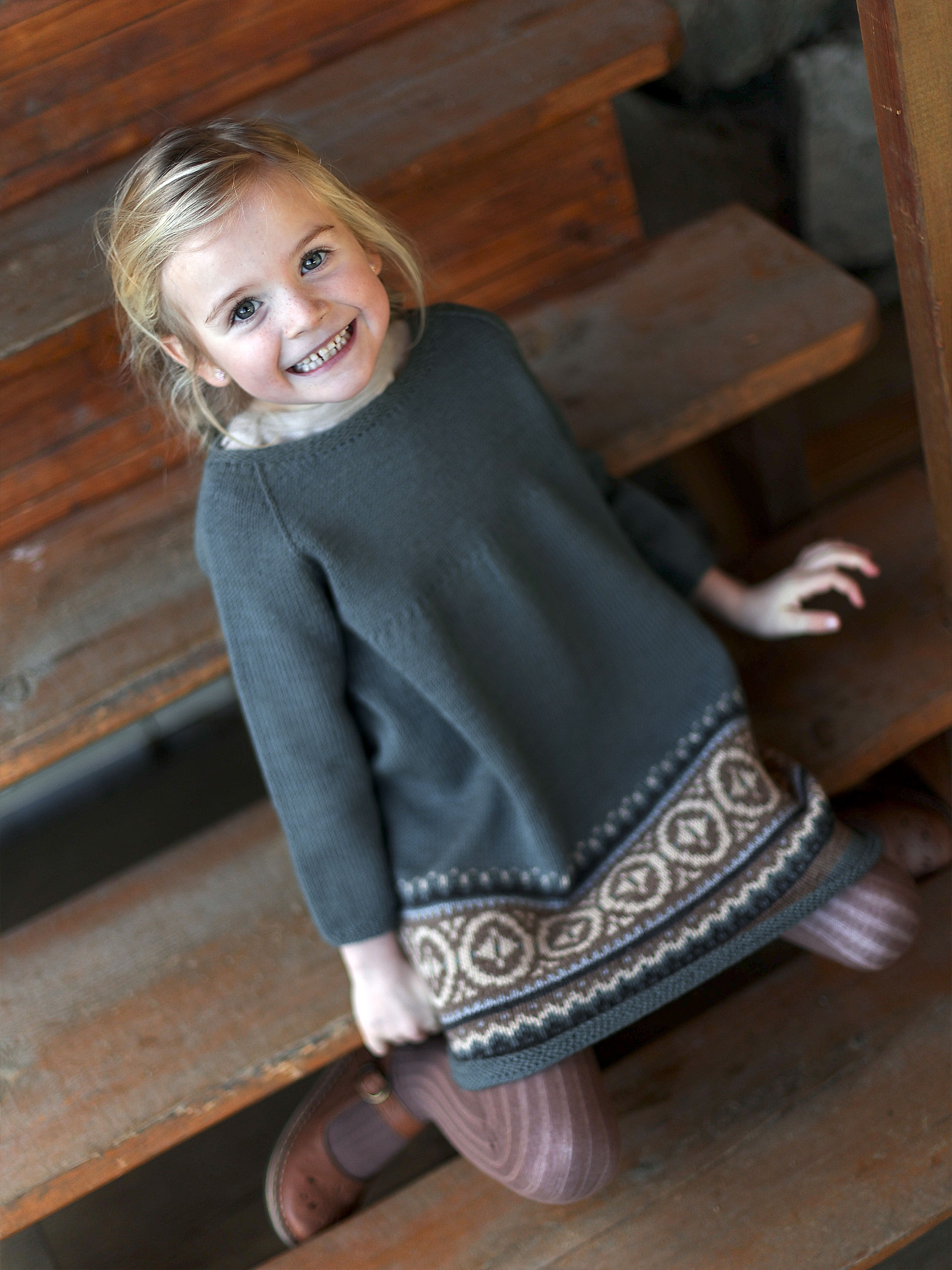 321S-03a GAARD Kinderkleid