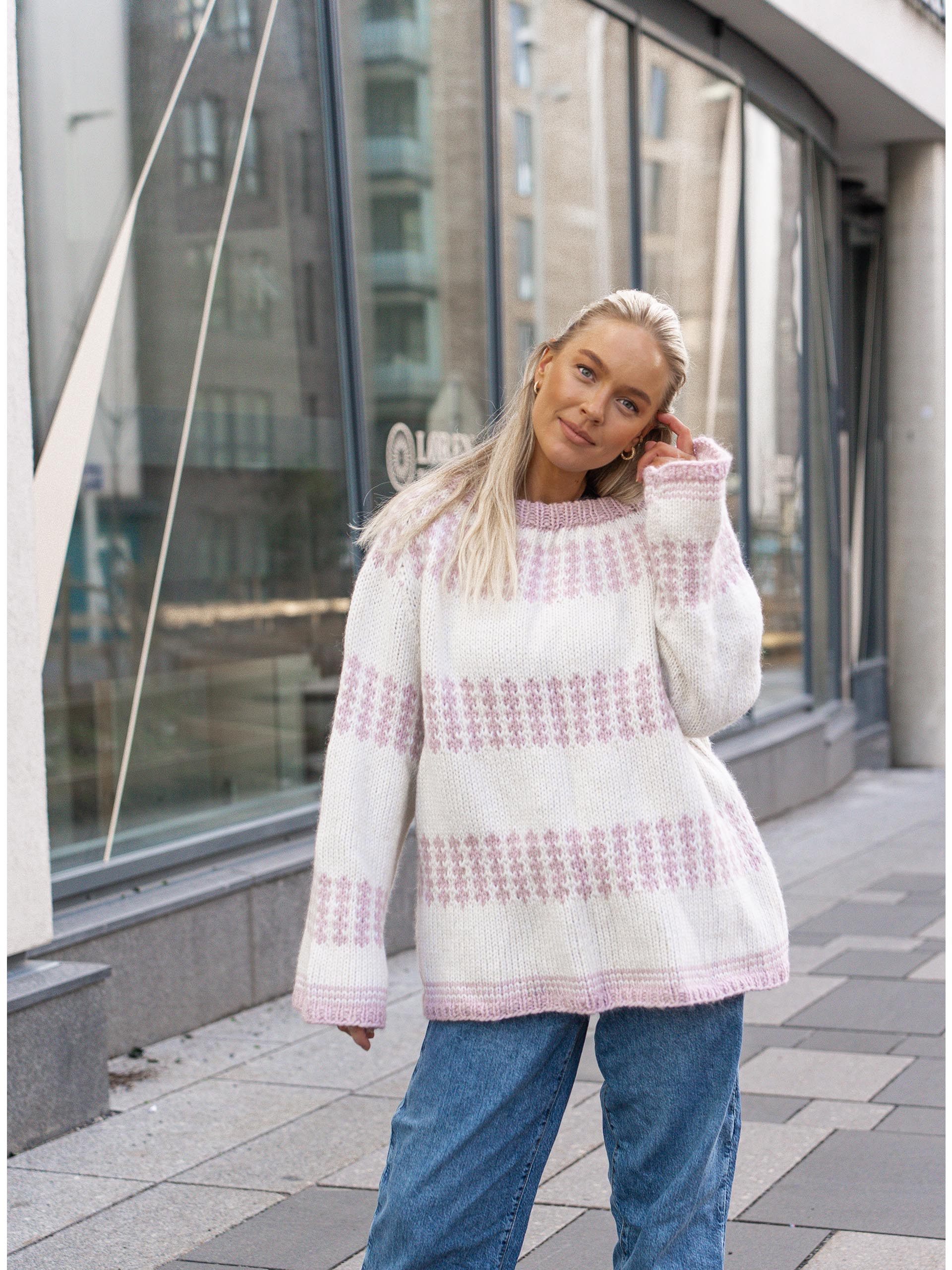 522V-01b CHARLIE SAGA raglan