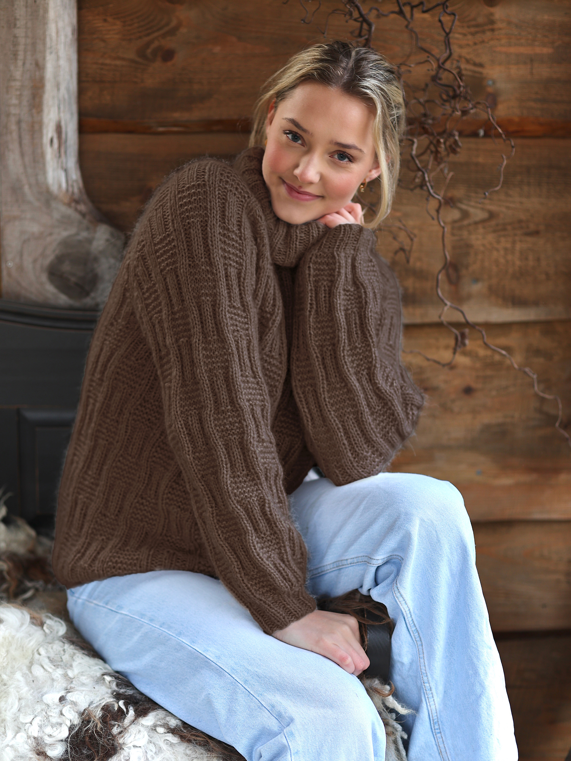 VAGA Pullover hellbraun