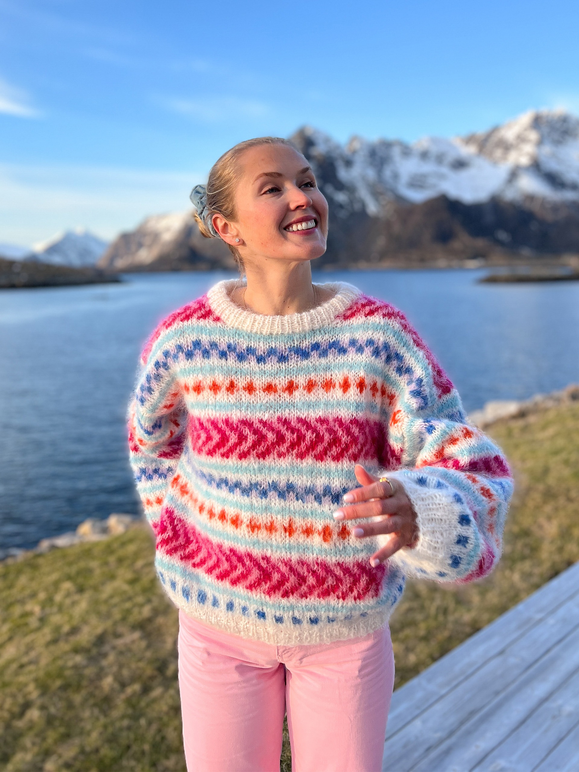 IR 02-03a Hanami Pullover ("Påfugl in Paris" - Wolle)